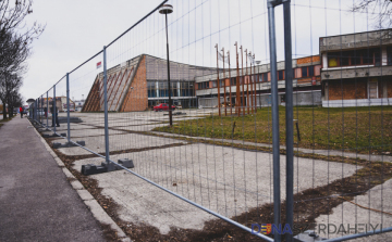 Dunaszerdahely: februárban kezdik a régi sportcsarnok lebontását
