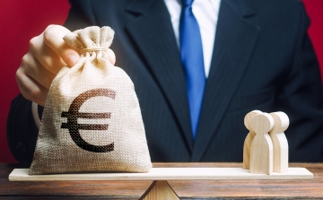620 euróra nőhet a minimálbér összege