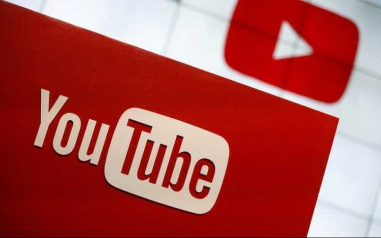 Oroszország a Youtube betiltásával fenyegetőzik