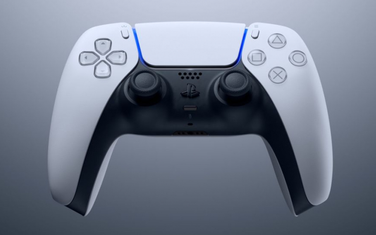 A PlayStation 5 PRO-vezérlők kísértetiesen hasonlítanak az XBOX Elite karokra