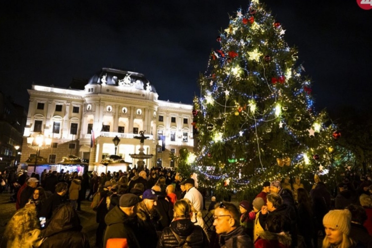 Pozsony: Elmaradhat idén a Karácsonyi vásár, a városvezetés alternatívákon gondolkodik