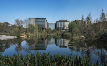 Huawei: Az új gyárunkat Wuhanban építjük fel