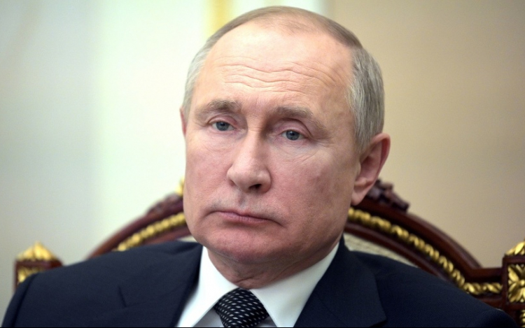 Történelmi pillanat Oroszországban: Putyin az első elnök, aki elektronikusan szavazott