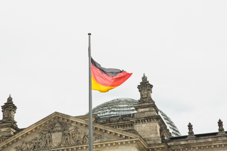 Adócsökkentésről, családok és vállalkozások támogatásáról döntött a német kormány