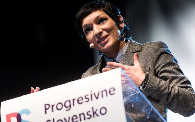 Gyorshír: Irena Bihariovát választotta elnökének a Progresszív Szovákia