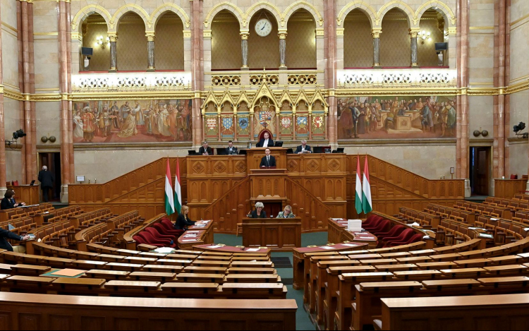 Magyarország: 5 ezer milliárd forint hiánnyal zárja 2021-et az állam
