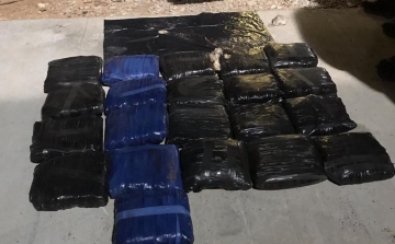 Másfél tonna, Mexikóból csempészett drogot fülelt le a vámhatóság (fotók)
