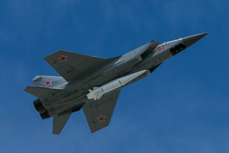 Öngyilkos drónokkal és hiperszonikus rakétákkal pusztítanak az oroszok
