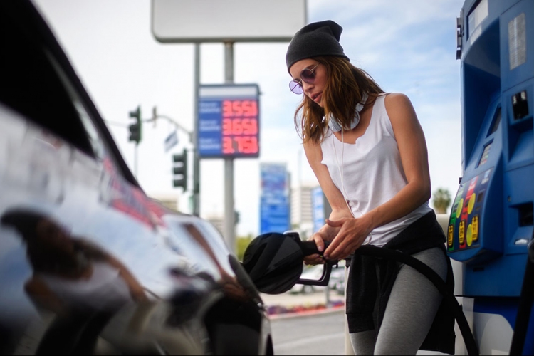 California: Petaluma városa betiltotta új benzinkutak építését, így támogatják az e-mobilitást