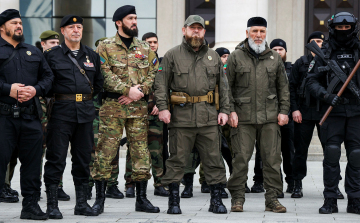 Orosz-ukrán háború: március 21. - Ramzan Kadirov Prada csizmában lépett be a háborúba, de nem tartott sokáig a menetelés