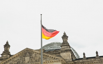 Adócsökkentésről, családok és vállalkozások támogatásáról döntött a német kormány