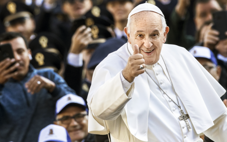 Már az oltatlanok is elmehetnek megnézni a Pápát