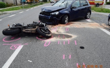 Két motoros is súlyos baleset szenvedett Nagyszombat megyében