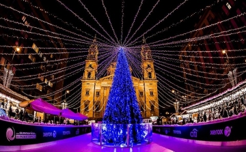 A koronavírus miatt online tartják a budapesti karácsonyi vásárt 