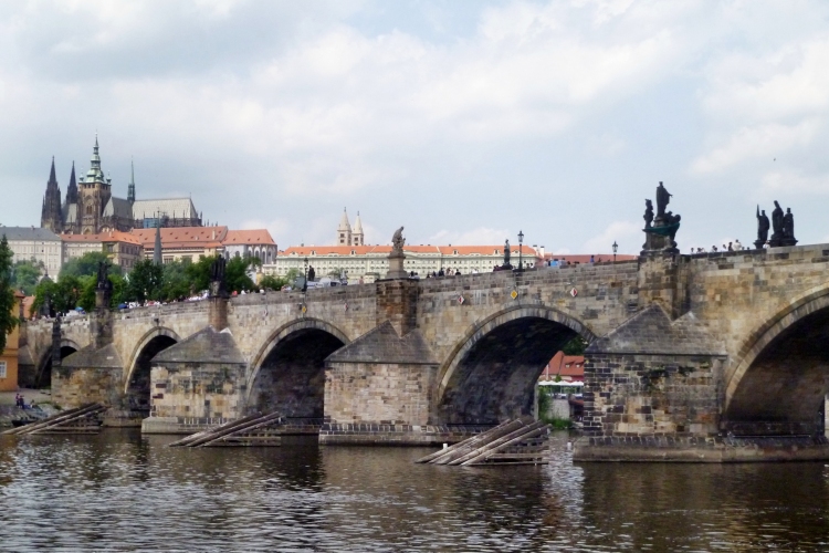 Koronavírus: Szinte teljesen visszatért az élet a normális kerékvágásba Csehországban