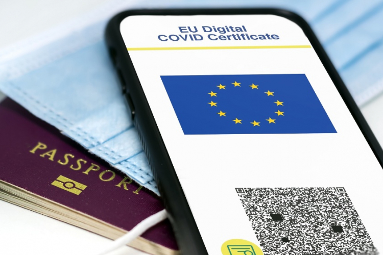 Így szerezhetjük meg a digitális EU-s COVID-igazolványt