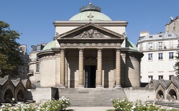 A francia forradalom idején kivégzett emberek százainak maradványait rejtheti egy párizsi műemlék épület