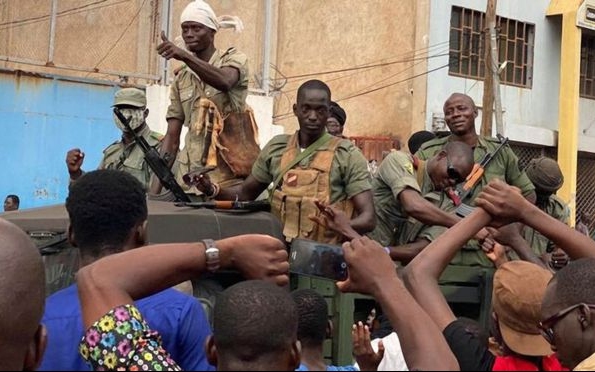 Lázadás történt Maliban, Keita elnököt elfogták