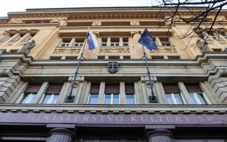 A pénzügyminisztérium 11 millió eurót különít el a független kultúra számára