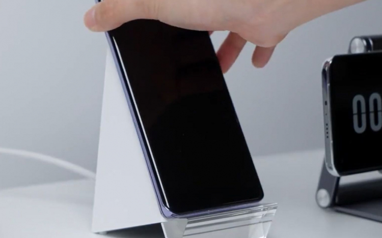 A Xiaomi új technológiája nyolc perc alatt feltölti az okostelefont