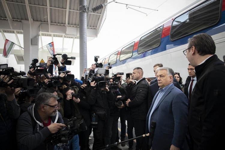 EP: Az Orbán-kormány tagjai a magyarországi oligarchia szerves részét képezik