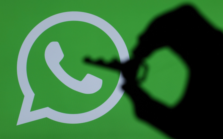 Adatvédelem: GDPR-t szegett a WhatsApp