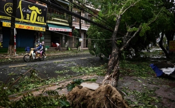 Vietnam: Az elmúlt 20 év legpusztítóbb vihara tombol az ázsiai országban